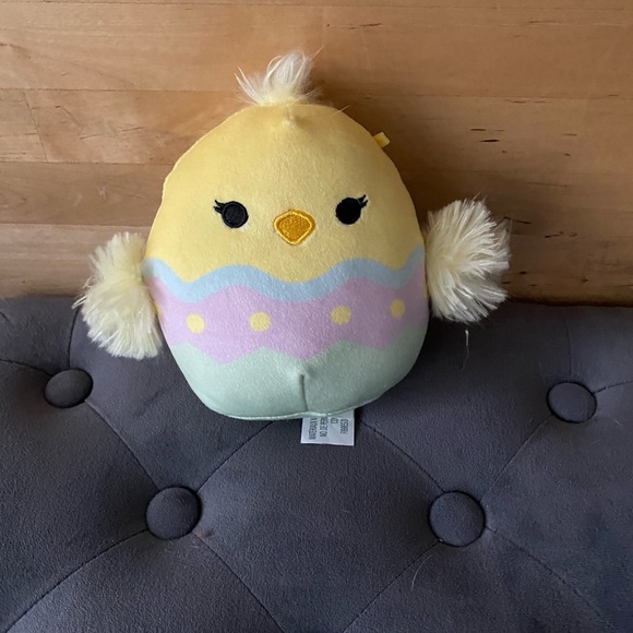 4” Easter Chick Squishmallow - Picture 1 of 3